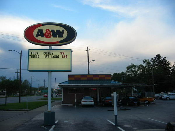 A&W Restaurant - Farmington - 22004 Farmington Rd 1